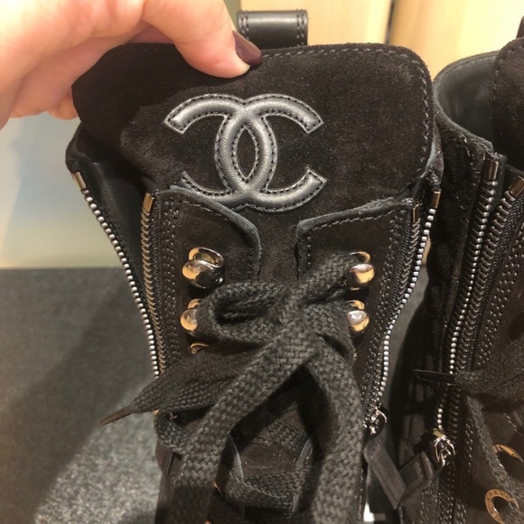 Chanel combat boots - Picture 5 of 8